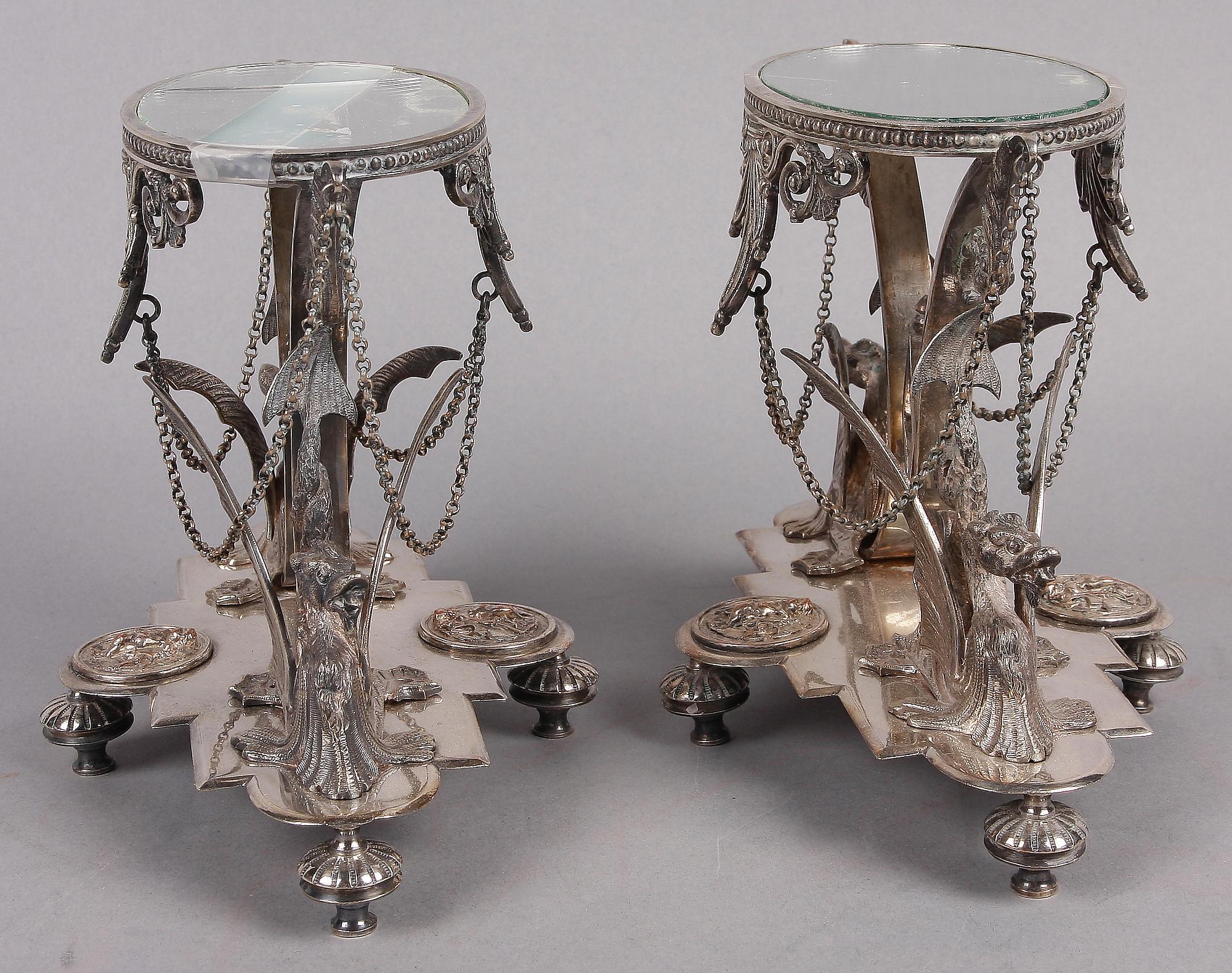 BORDSDEKORATIONER, ett par, nysilver, nyrenässans, sent 1800-tal.