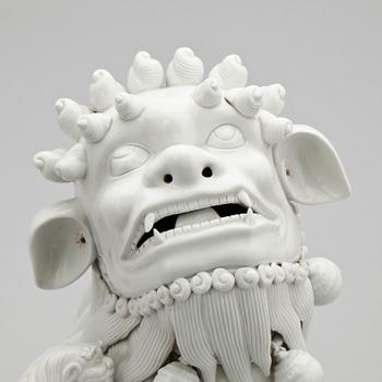 FIGURINER, ett par, blanc de chine. Kina, 1900/2000-tal.