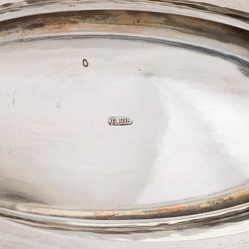 A sterling silver centre-piece bowl, mid to late 20th century.