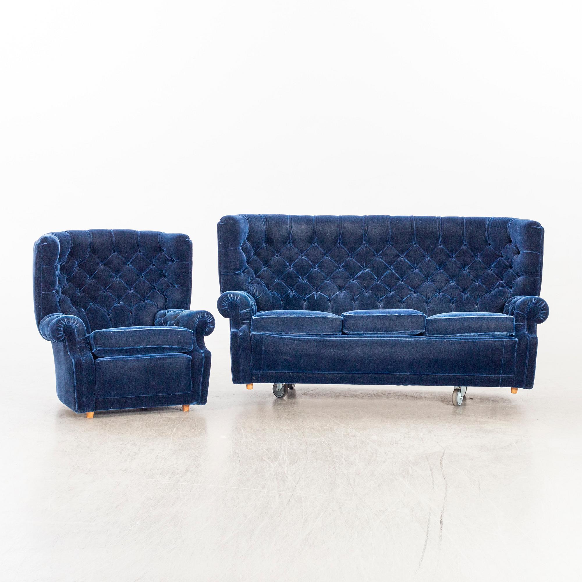 An Wade Upholstry Long Eaton sofa and Armchair, 1970/80:s Enland.