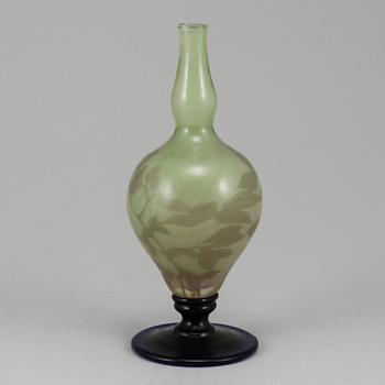 SIMON GATE, a "graal" glass vase, Orrefors 1917.