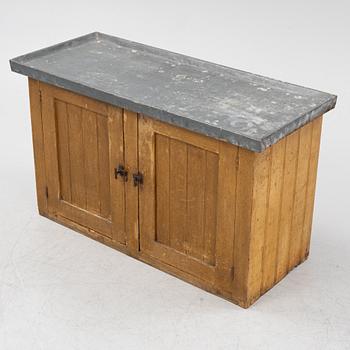 A late 19th century sink.