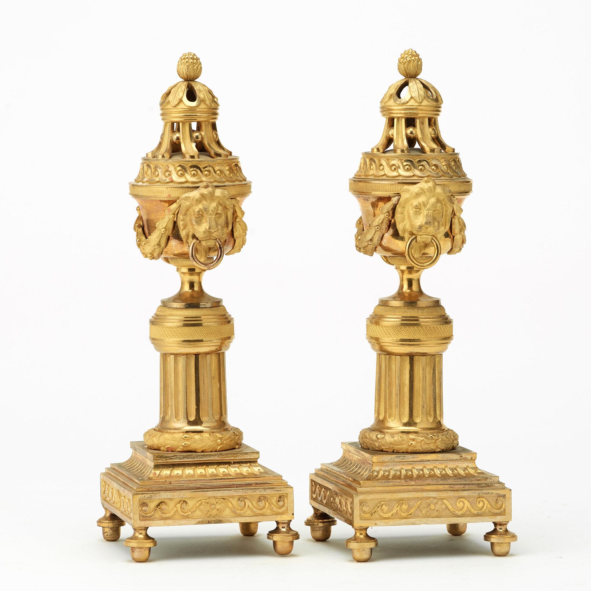 CASSOLETTER, för ett ljus, ett par, Louis XVI-stil, 1800-tal.