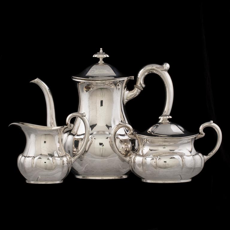 KAFFESERVIS, 3 delar, silver, rokokostil, svenska importstämplar. Ca 1.400g.