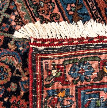 Oriental carpet semi-antique approximately 368x249 cm.