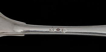 MATSKEDAR, 7 st, silver, bl a 1700-tal. Tot vikt 394 g.