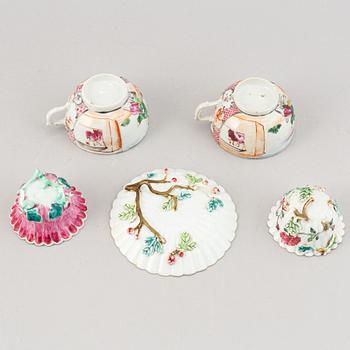 A group of famille rose porcelain, Qing dynasty, 18th Century. (pieces).