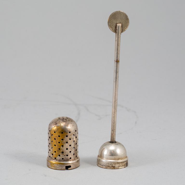 CHRISTIAN DELL, tea infuser, Bauhaus Metal Workshop, Weimar.