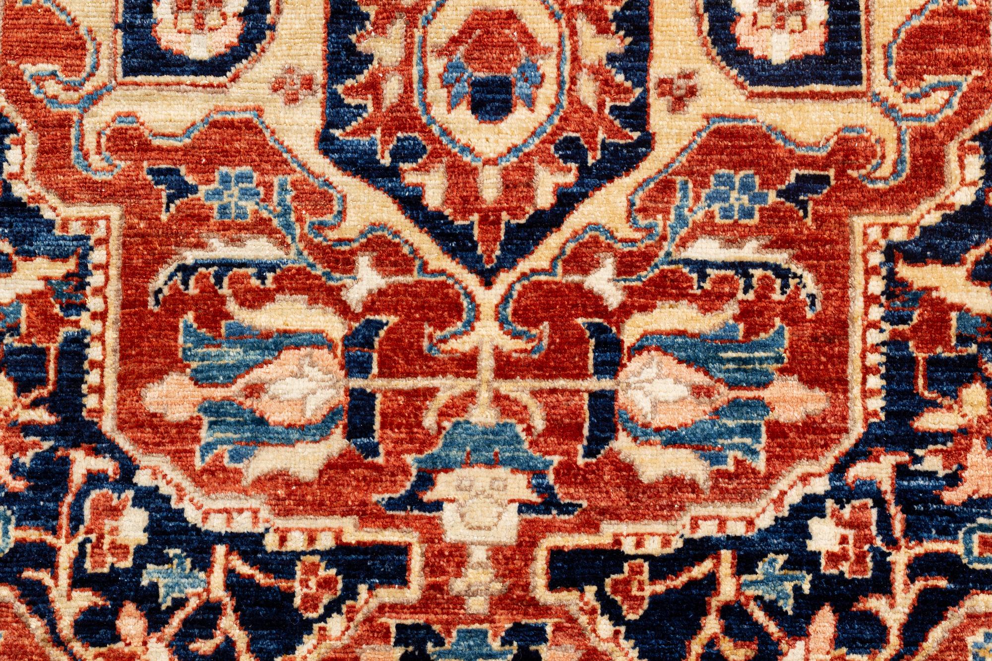 Carpet, oriental, ca 240 x 165 cm.
