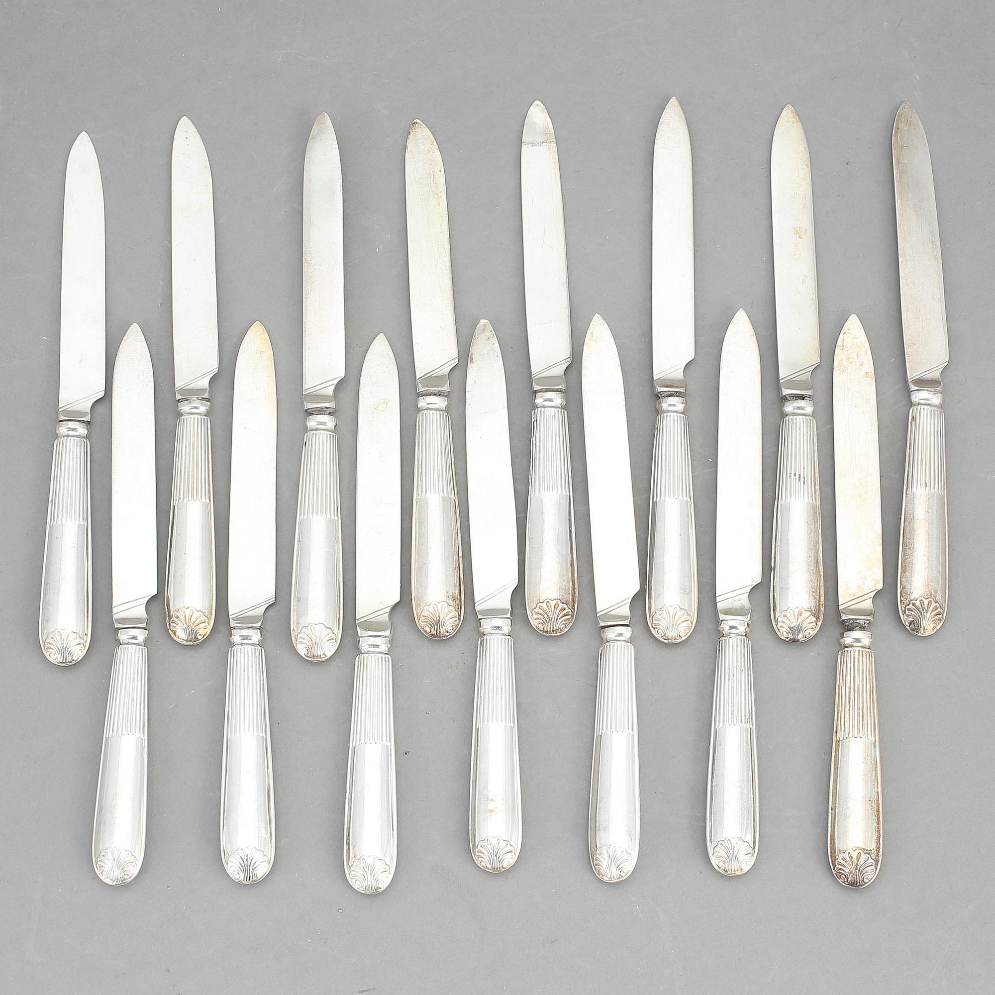 FRUKTKNIVAR, 15 st, silver, bla GAB, bla Stockholm 1800-1900-tal. Tot ca 470 gram.