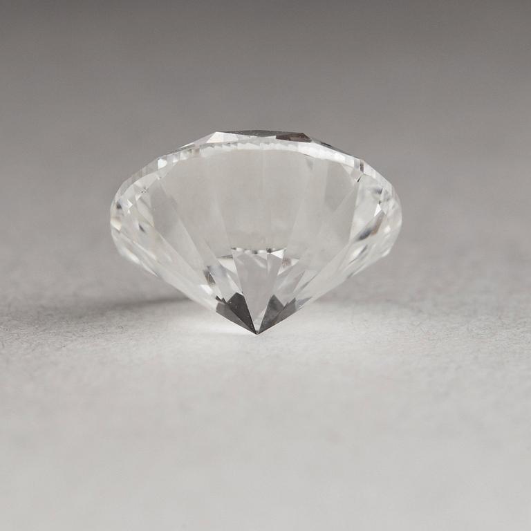 A brilliant cut diamond, 1.51 cts, E-F/VS according to IGI certtificate.