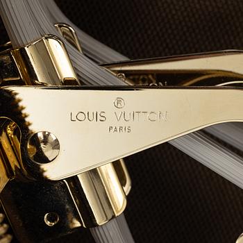 Louis Vuitton, travel wardrobe "Garment cloth 24h bag".