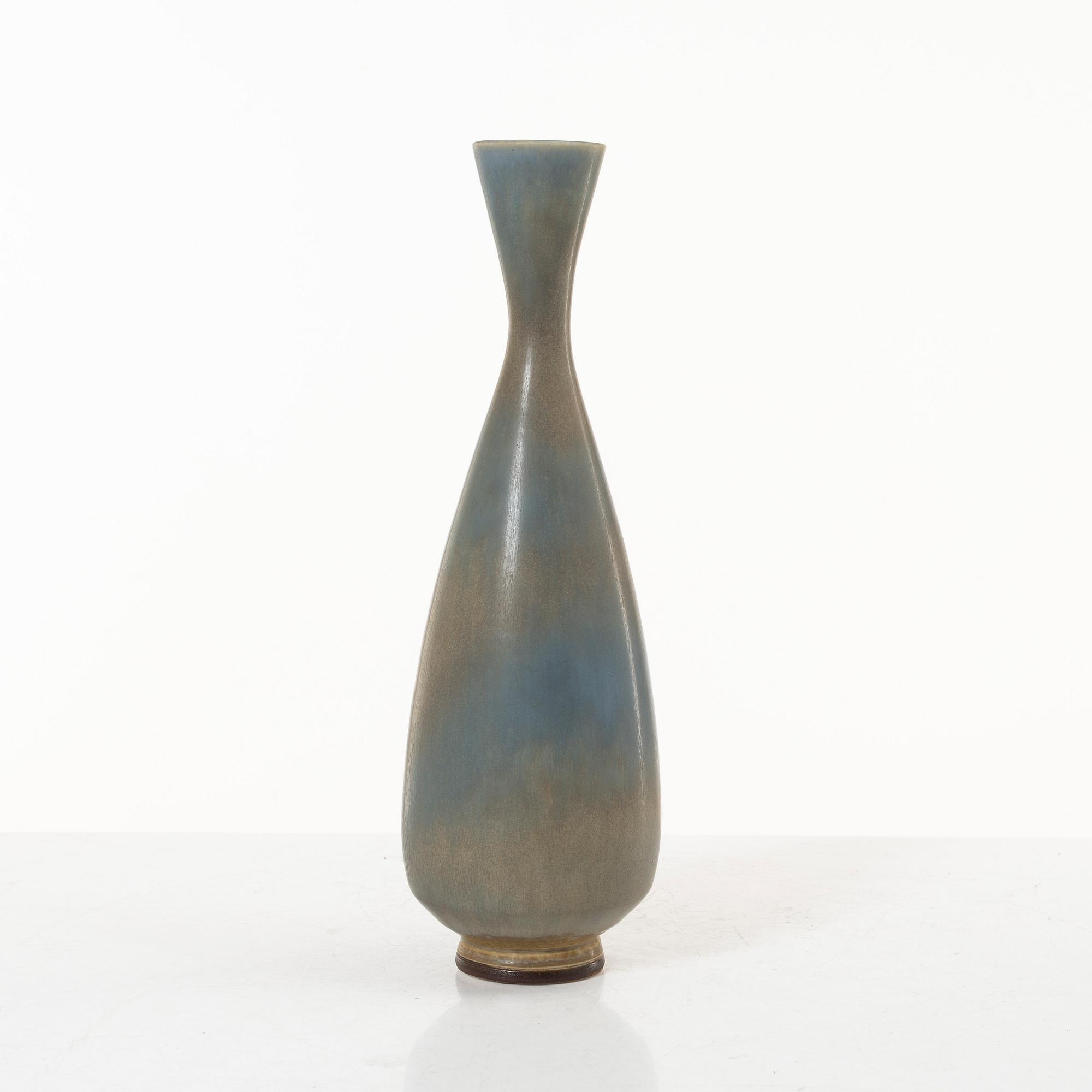 Berndt Friberg, a stoneware vase, Gustavsberg Studio, 1979.