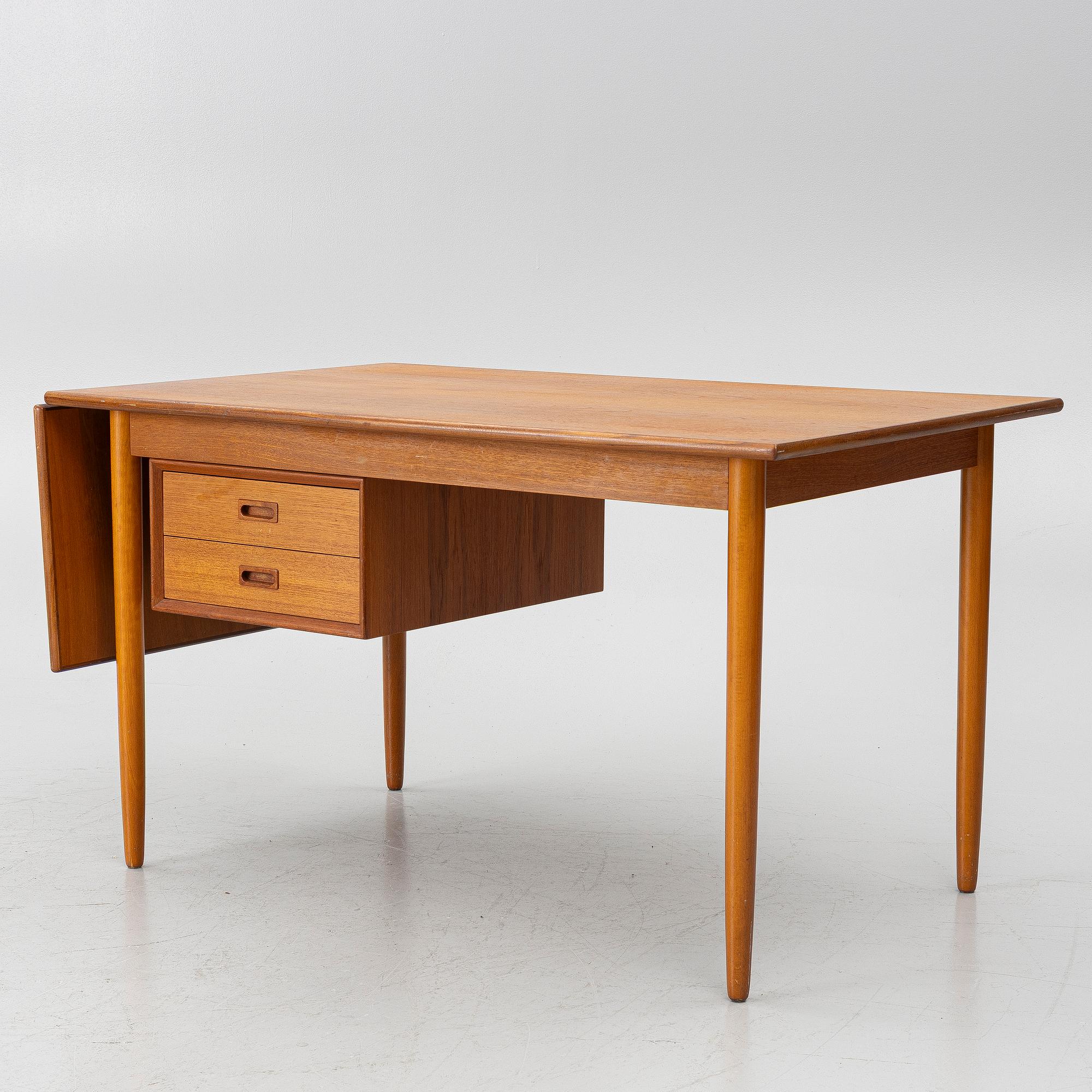 Desk, second half of the 20th century.