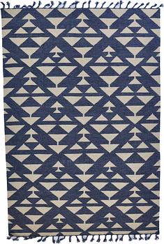 A carpet flat weave, ca 300 x 202 cm.