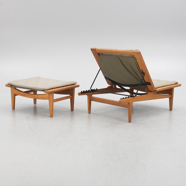 Hans J. Wegner, fåtölj med fotpall/dagbädd, GE-01, Getama, Danmark.