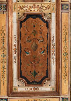 SKÅP. Italien, 1700-talets slut.