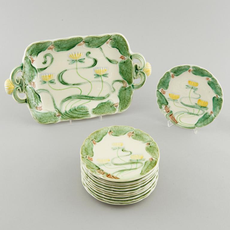 ASSIETTER, 12 st, samt FAT, flintgods, jugend, Villeroy & Boch, Niederlassung Schramberg, märkning mellan 1883-1900.