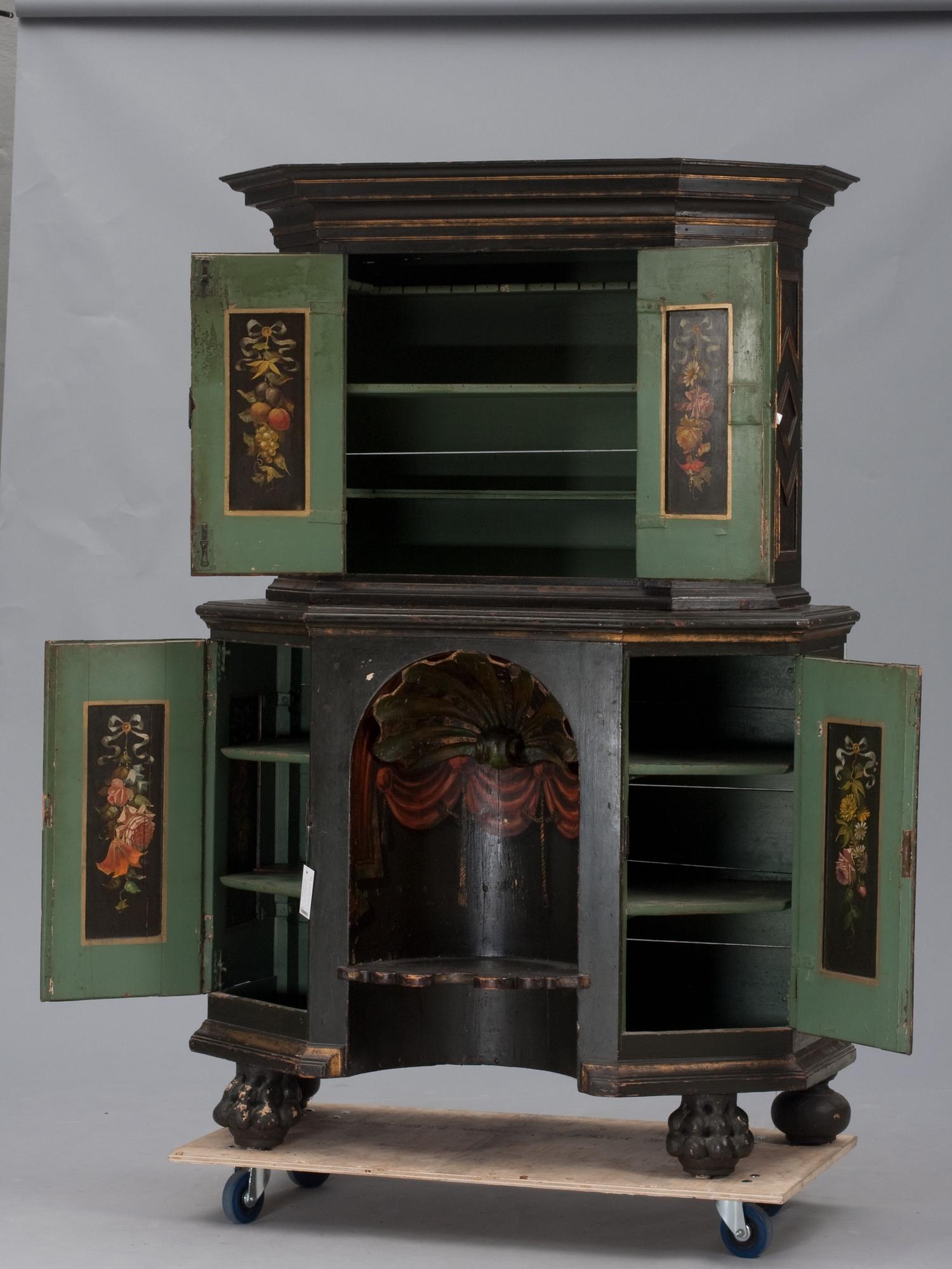A 18th cent cupboard.