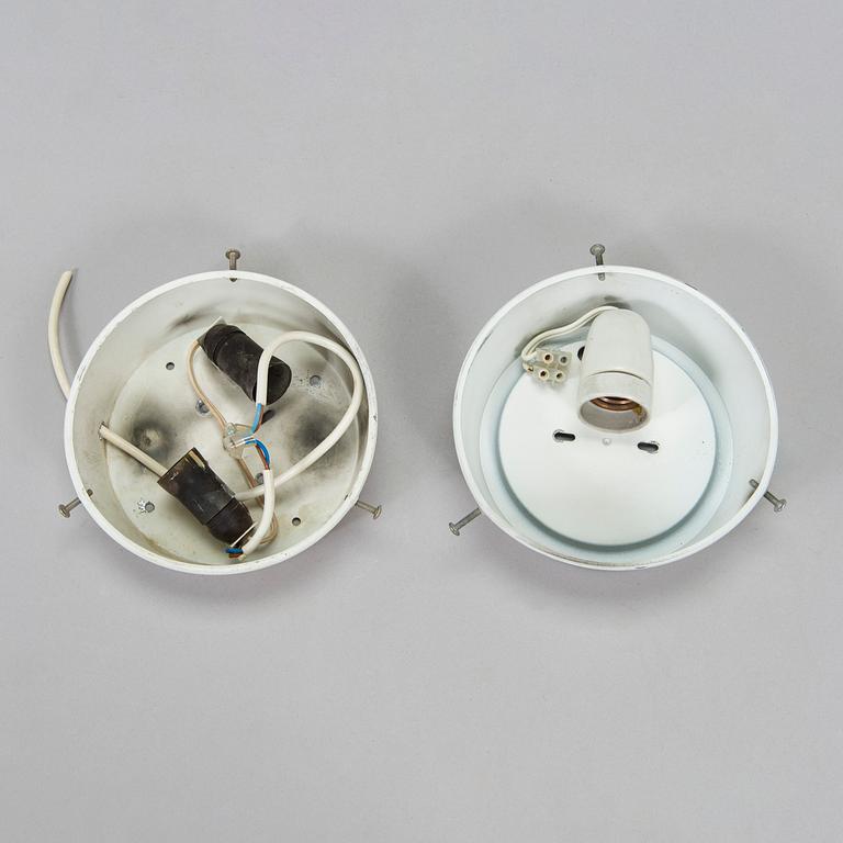 Arne Jacobsen, taklampor/ vägglampor, ett par, "AJ-Eklipta", Louis Poulsen, Danmark.