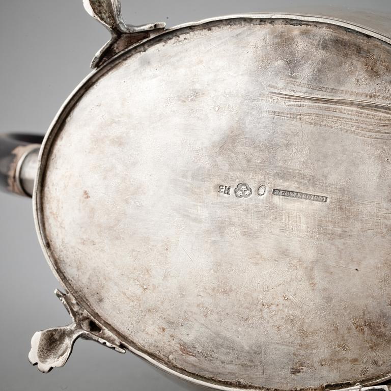 TEKANNA, silver, empire, Johan Fredrik Björnstedt, Stockholm 1814. Vikt c:a 700 g.