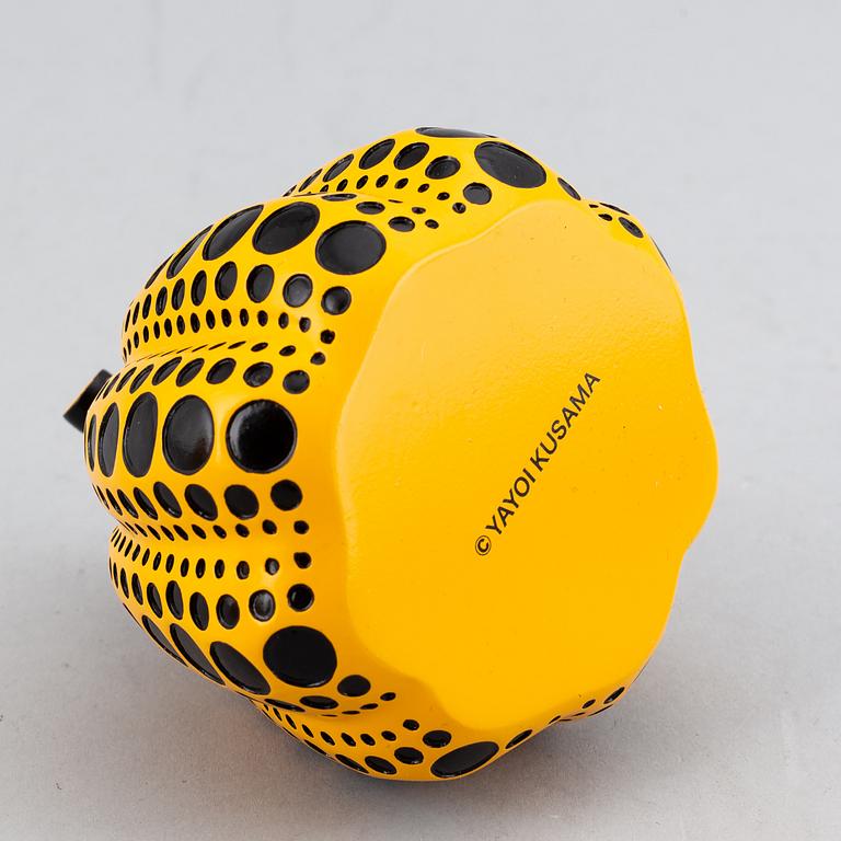 Yayoi Kusama, efter, objekt/multipel,"Pumpkin", utgiven av Benesse Holdings Inc, Naoshima, Japan, 2013.