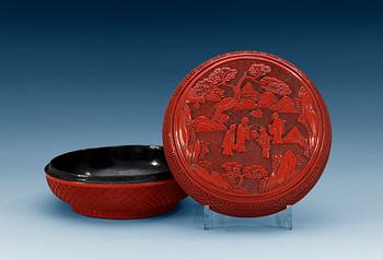 ASK med LOCK, rött lack, Qing dynastin (1644-1912).