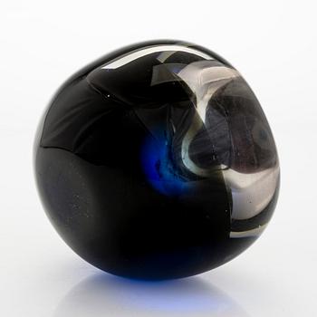 Timo Sarpaneva, lasiveistos, "Black bird", signeerattu Timo Sarpaneva 1997.