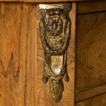 A Gustavian chest of drawers, 18th Century.