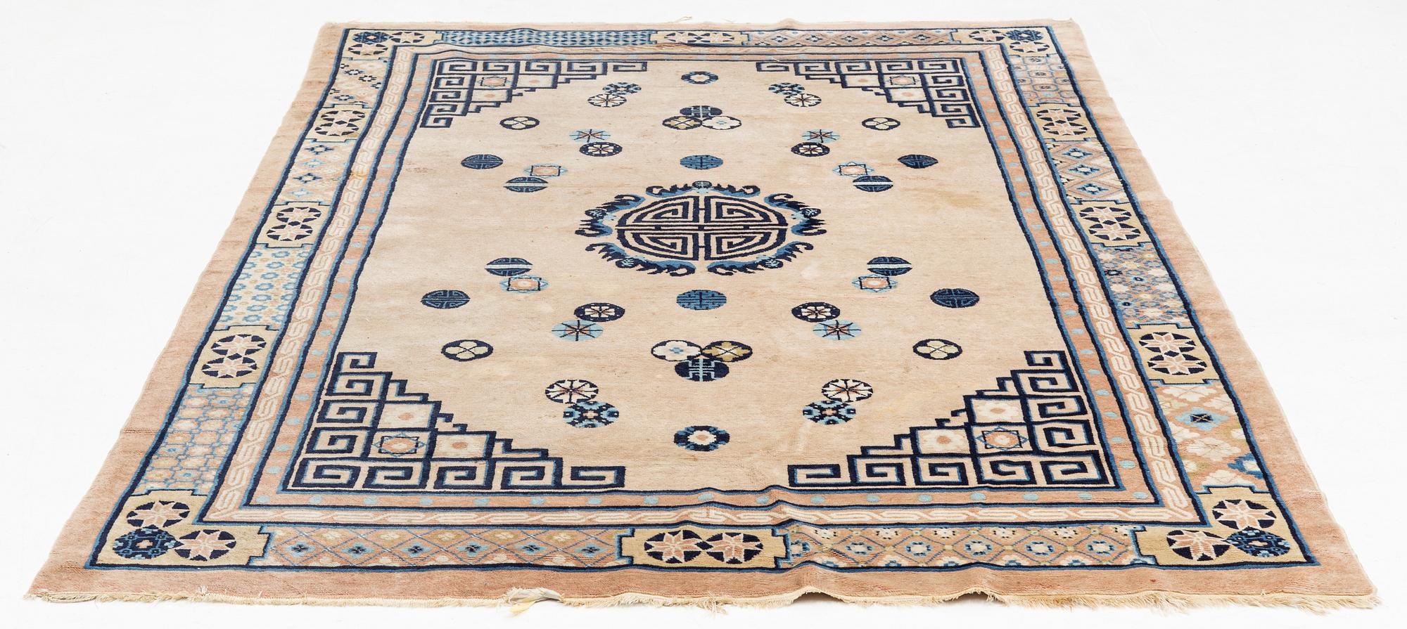 A carpet, China, ca 270 x 180 cm.