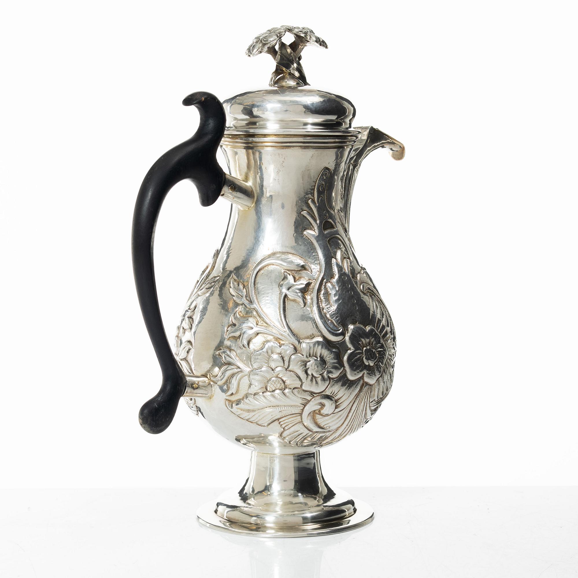 Kaffekanna, silver. Troligen Nordtyskland/Danmark, 1700-tal.
