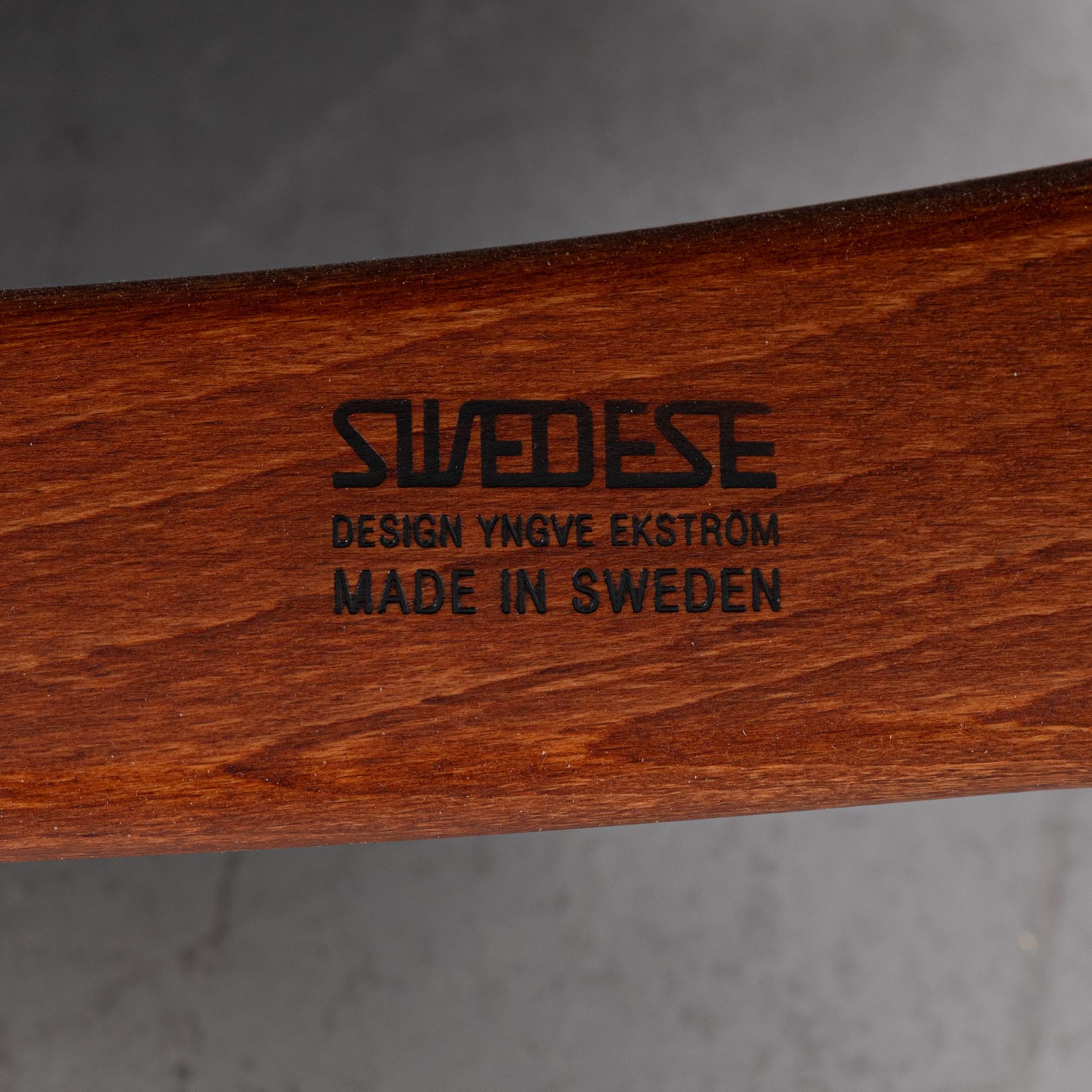 Yngve Ekström, fåtöljer, ett par, med fotpallar, "Lamino", Swedese.