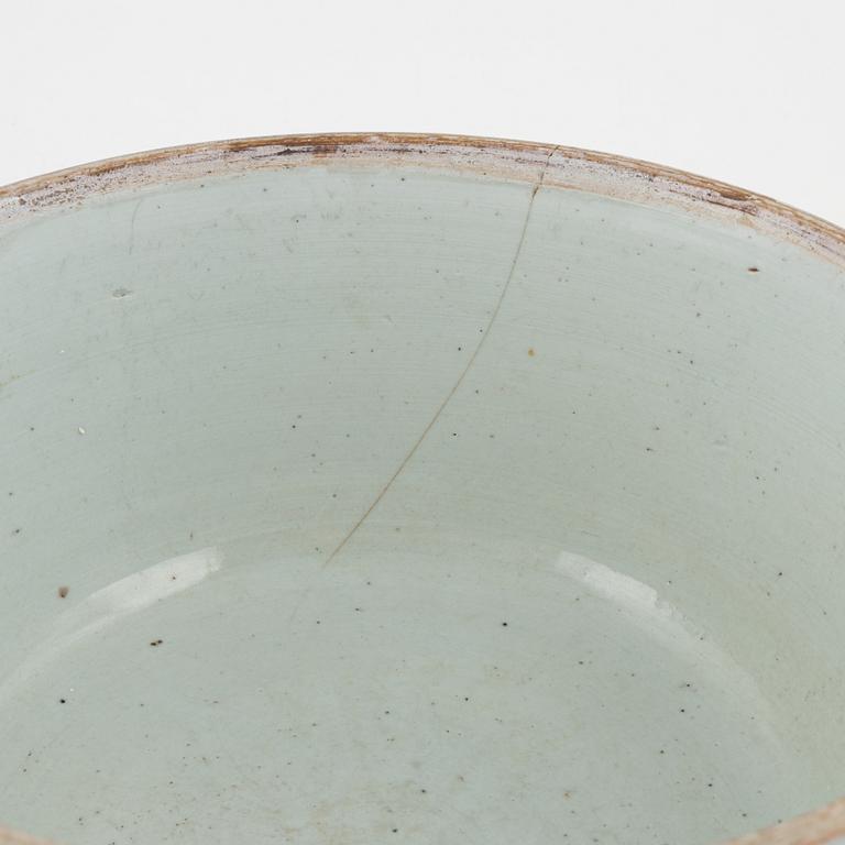 Bålskål, porslin, Kina, Qianlong (1736-95).