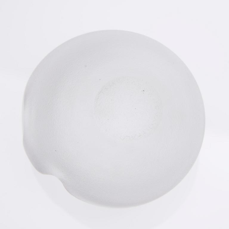 TIMO SARPANEVA, GLASSKULPTUR, "Jättegryta" signerad Timo Sarpaneva, Iittala. I produktion 1951-1959.