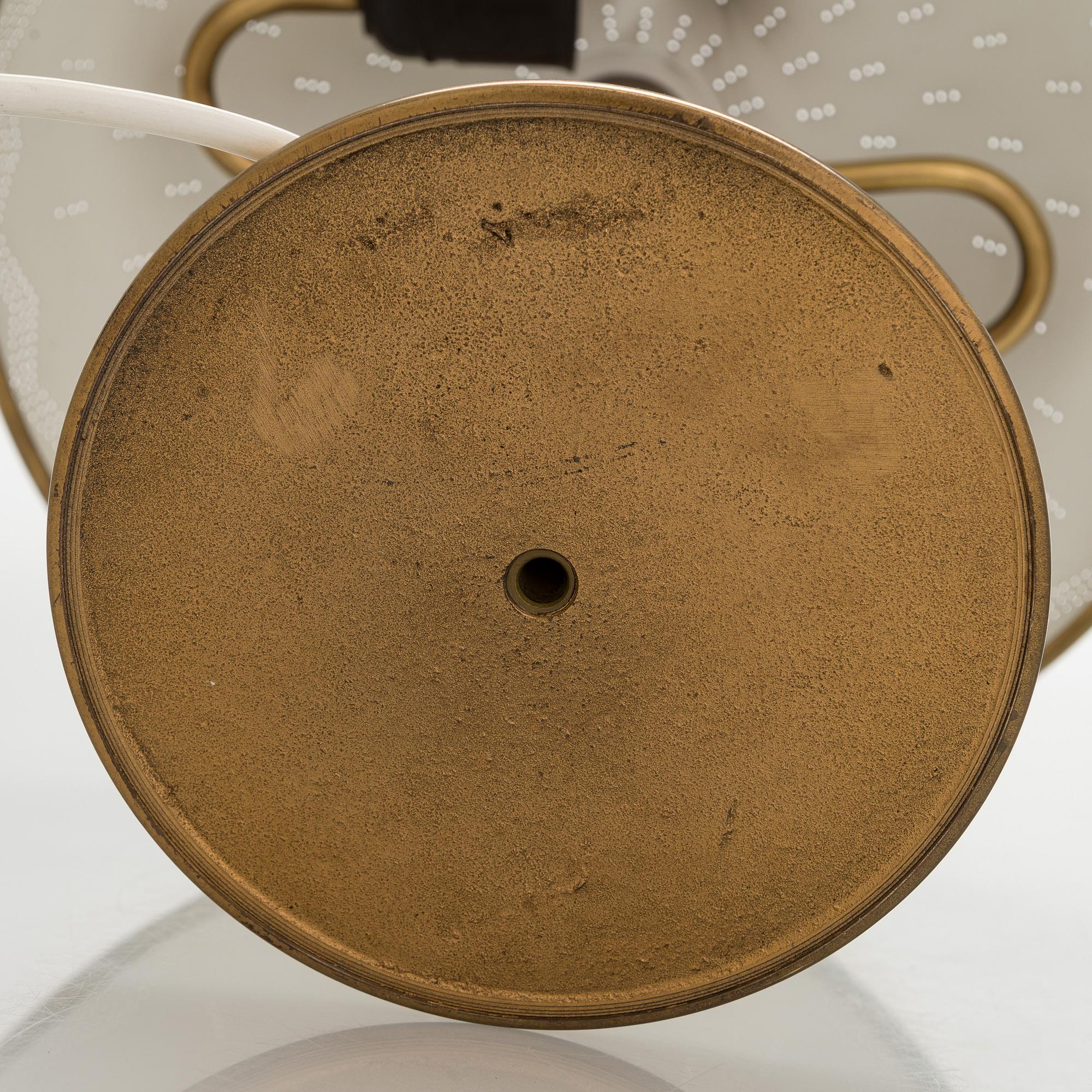 Paavo Tynell, pöytävalaisinpari, malli 5061, Idman 1900-luvun puoliväli.