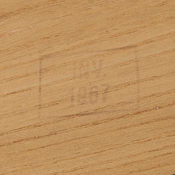 SÄNGBORD / NATTDUKSBORD, ett par, 1900-talets mitt.