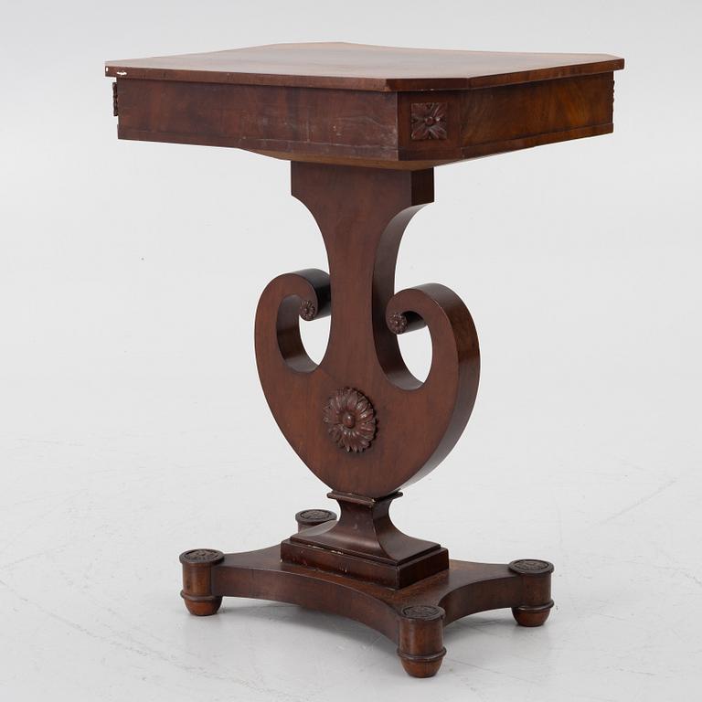 Sewing table, Karl Johan, first half of the 19th century.