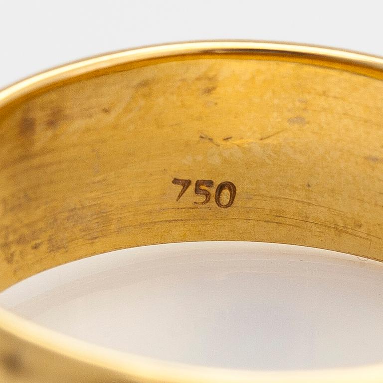 Ring, 18K guld, briljantslipad diamant ca 1.20 ct enligt intyg.
