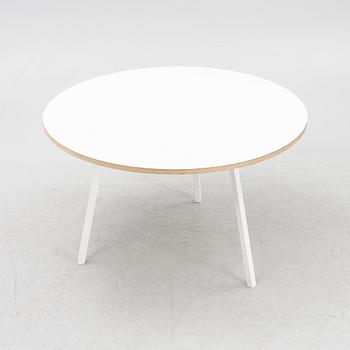 Leif Jørgensen, a "Loop Stand", dining table, Hay.