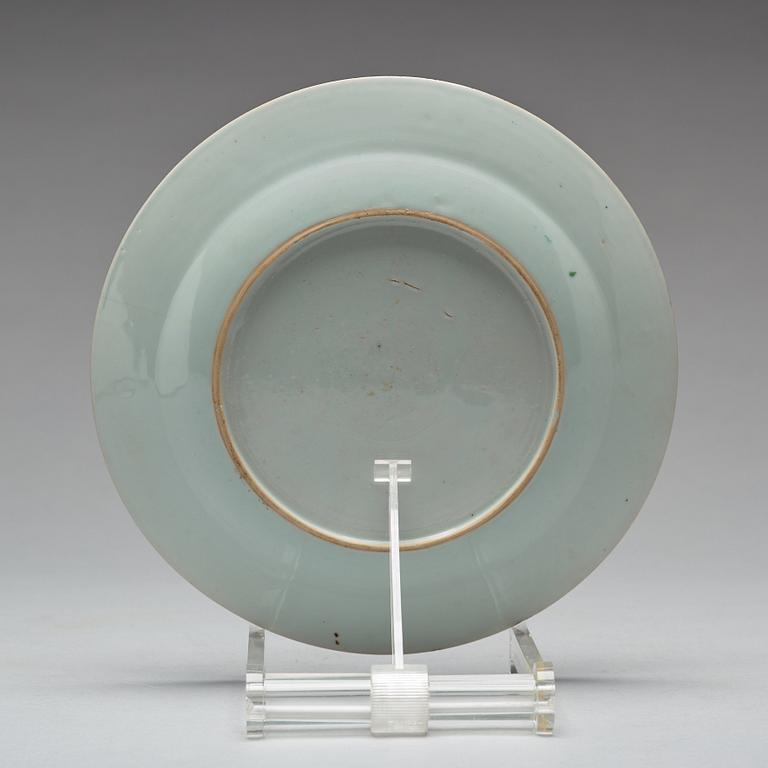 TALLRIKAR, 24 stycken, kompaniporslin. Qingdynastin, Qianlong (1736-95).