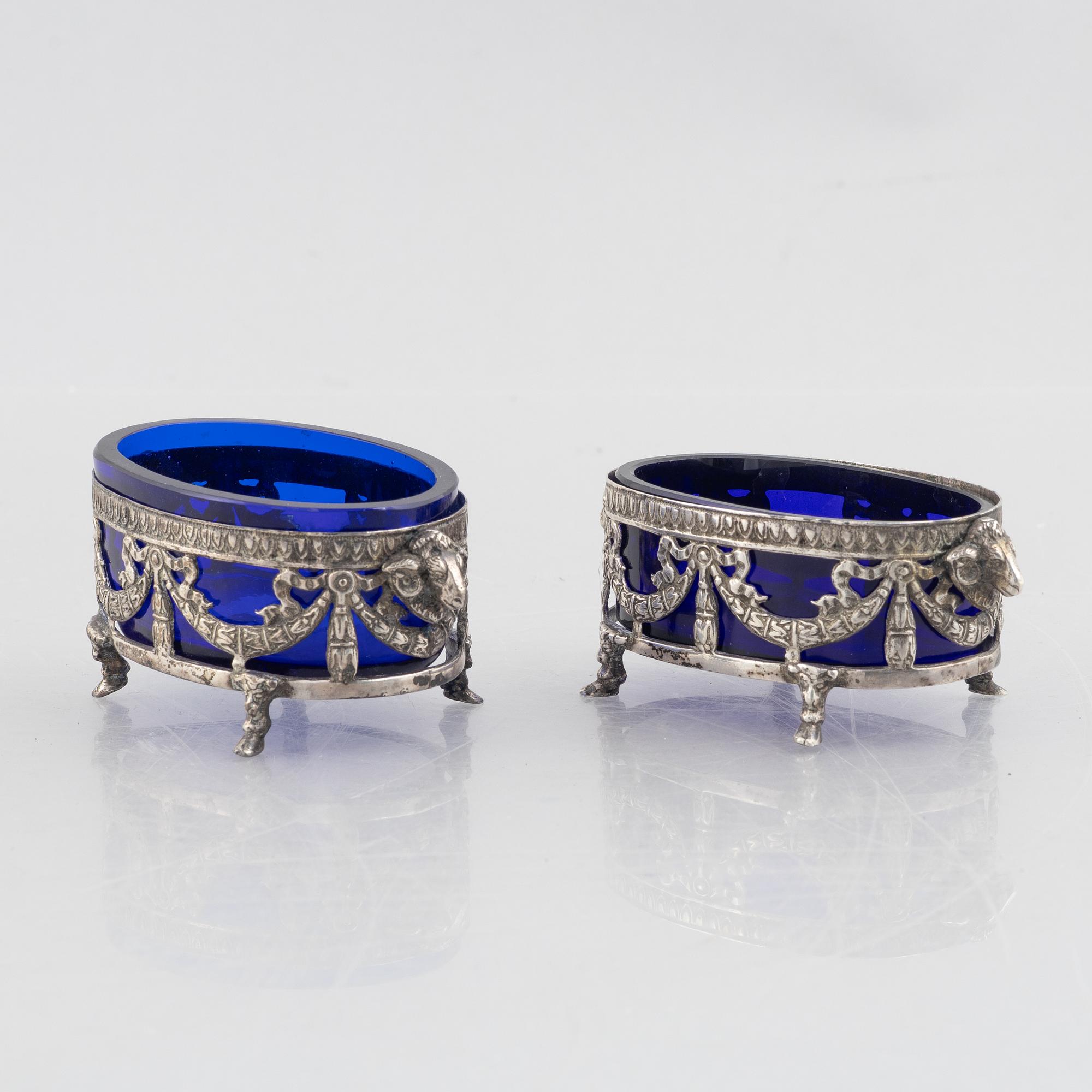 A pair of silver salt cellars, circa 1800, Swedish control mark, unidentified master IIW.