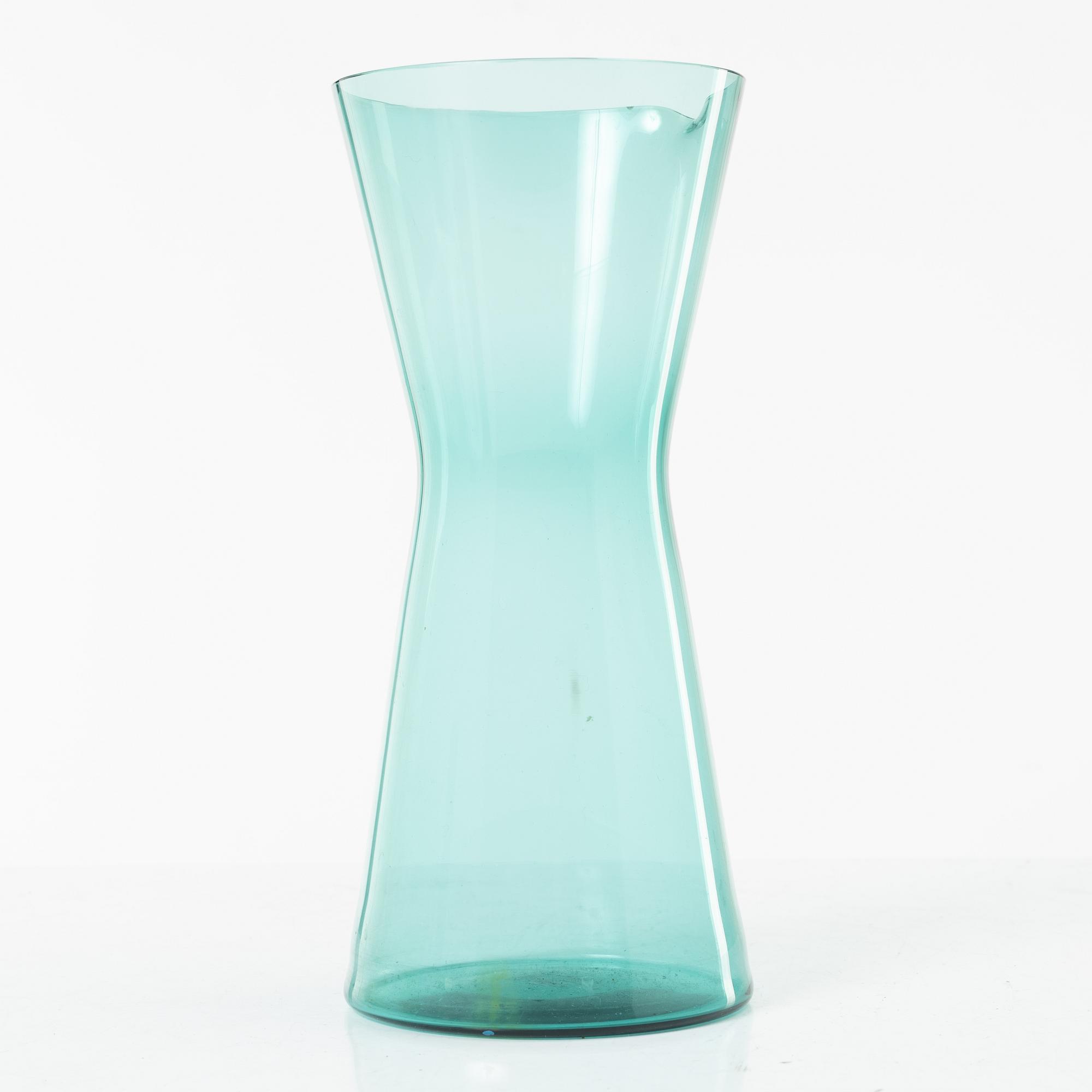 Kaj Franck, drinking glasses, 6 pcs, model 2744 and a pitcher, 1610, Nuutajärvi-Notsjö 1950s/60s.