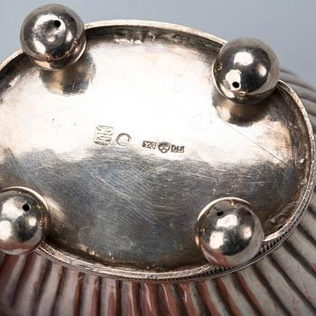 GRÄDDKANNA, silver, empire, Carl Lindström, Borås, 1829, vikt ca 130g.