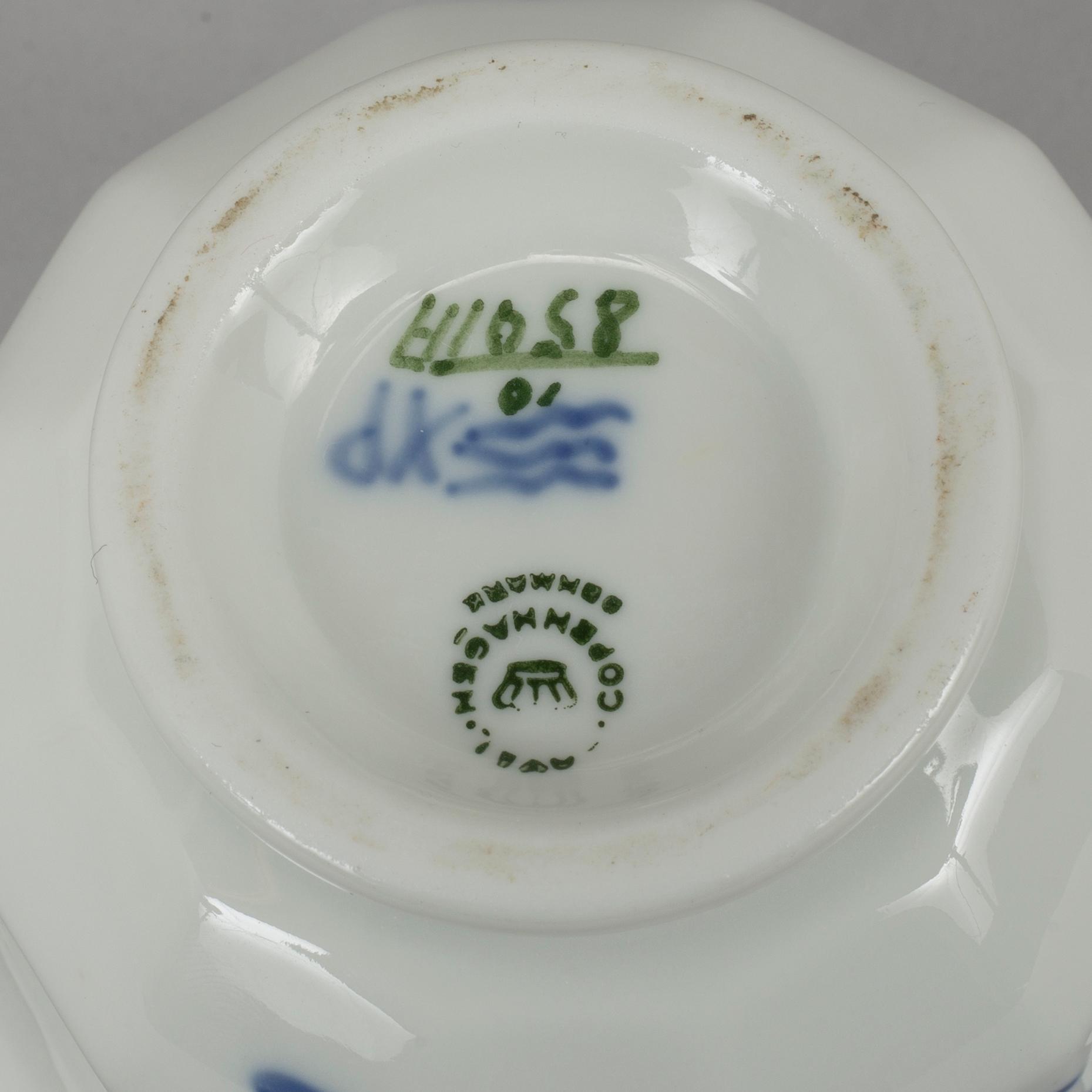 Royal Copenhagen, 28 pcs service.