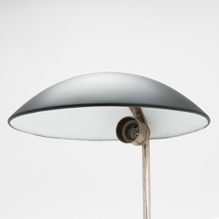 Paavo Tynell, bordslampa, modell 5310, Taito 1930-tal.