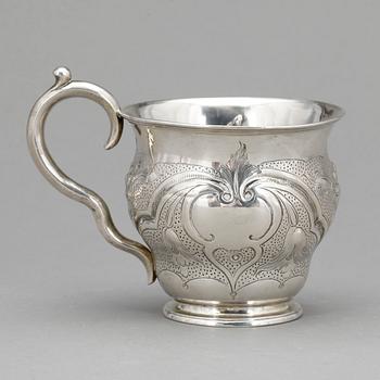 MUGG, silver, St Petersburg, omkr 1800-talets mitt. ca 160 g.