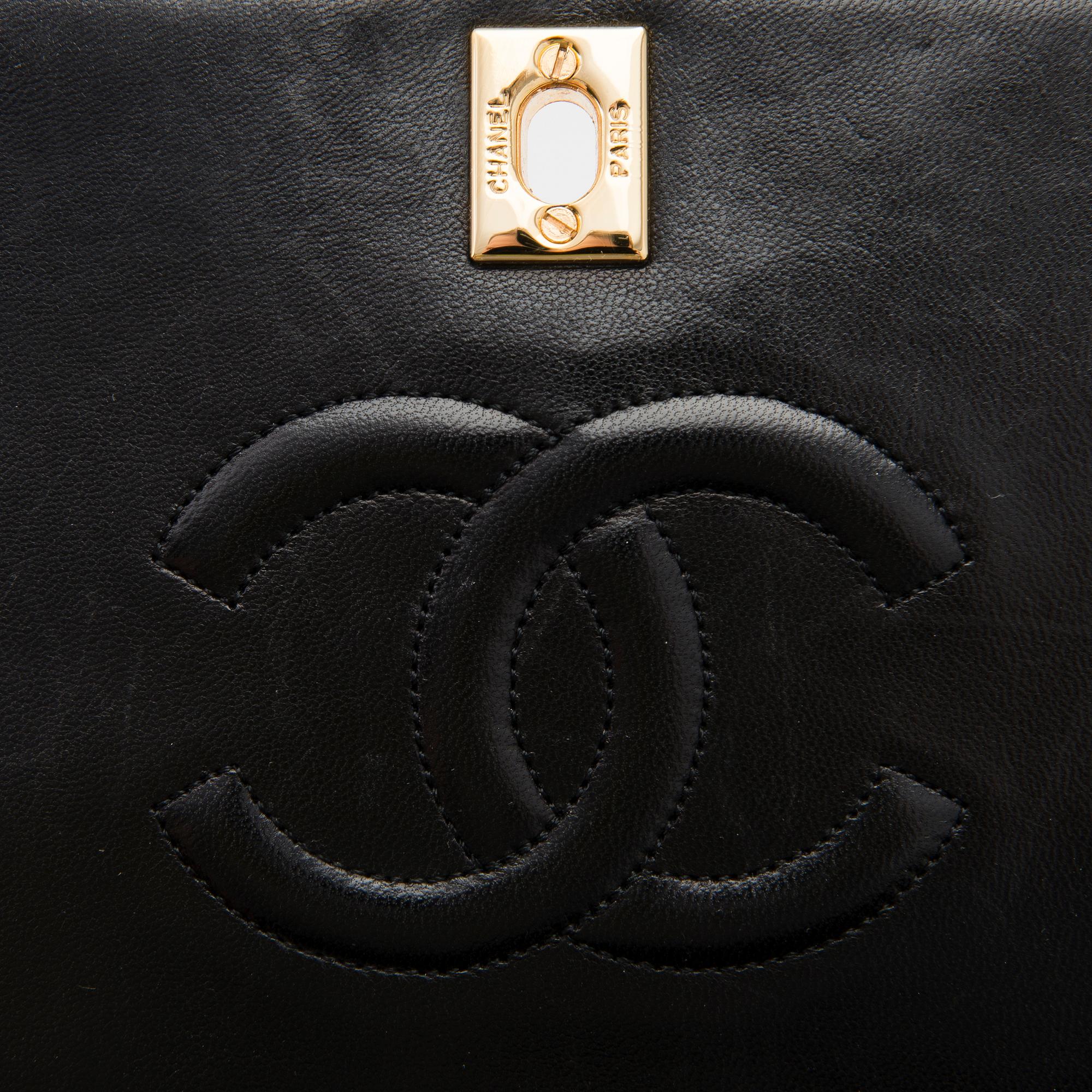 CHANEL, "Single Full Flap Bag", LAUKKU.