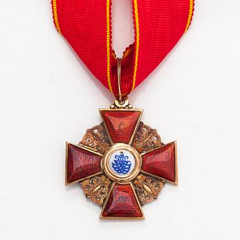 The Order of St. Anna medal, 3rd class, 14K gold and enamel. St. Petersburg.