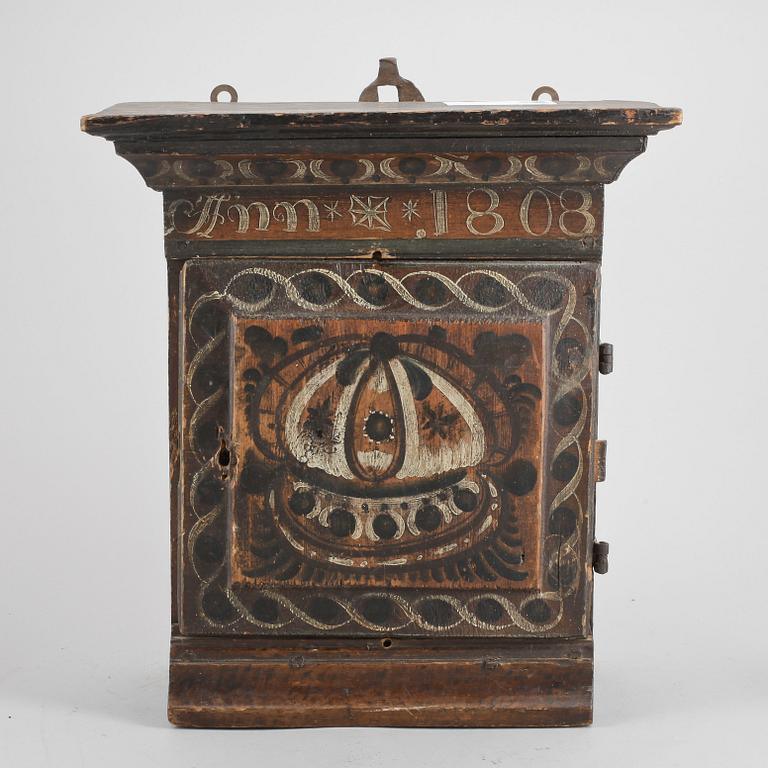 VÄGGSKÅP, allmoge, 1800-tal, bär datering 1808.