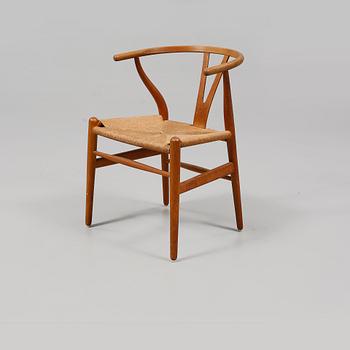 STOL, "Y-stolen", Hans J. Wegner för Carl Hansen & Son, Odense, 1900-talets andra hälft.